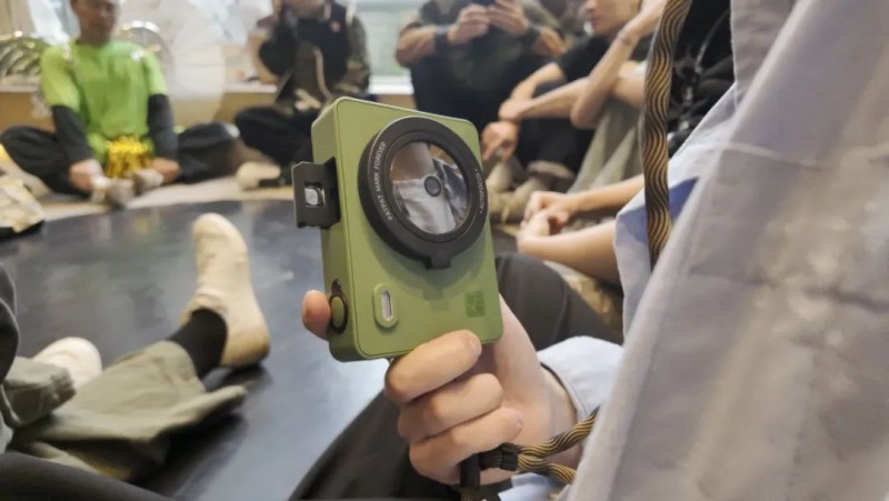 必发7790拍立得相机